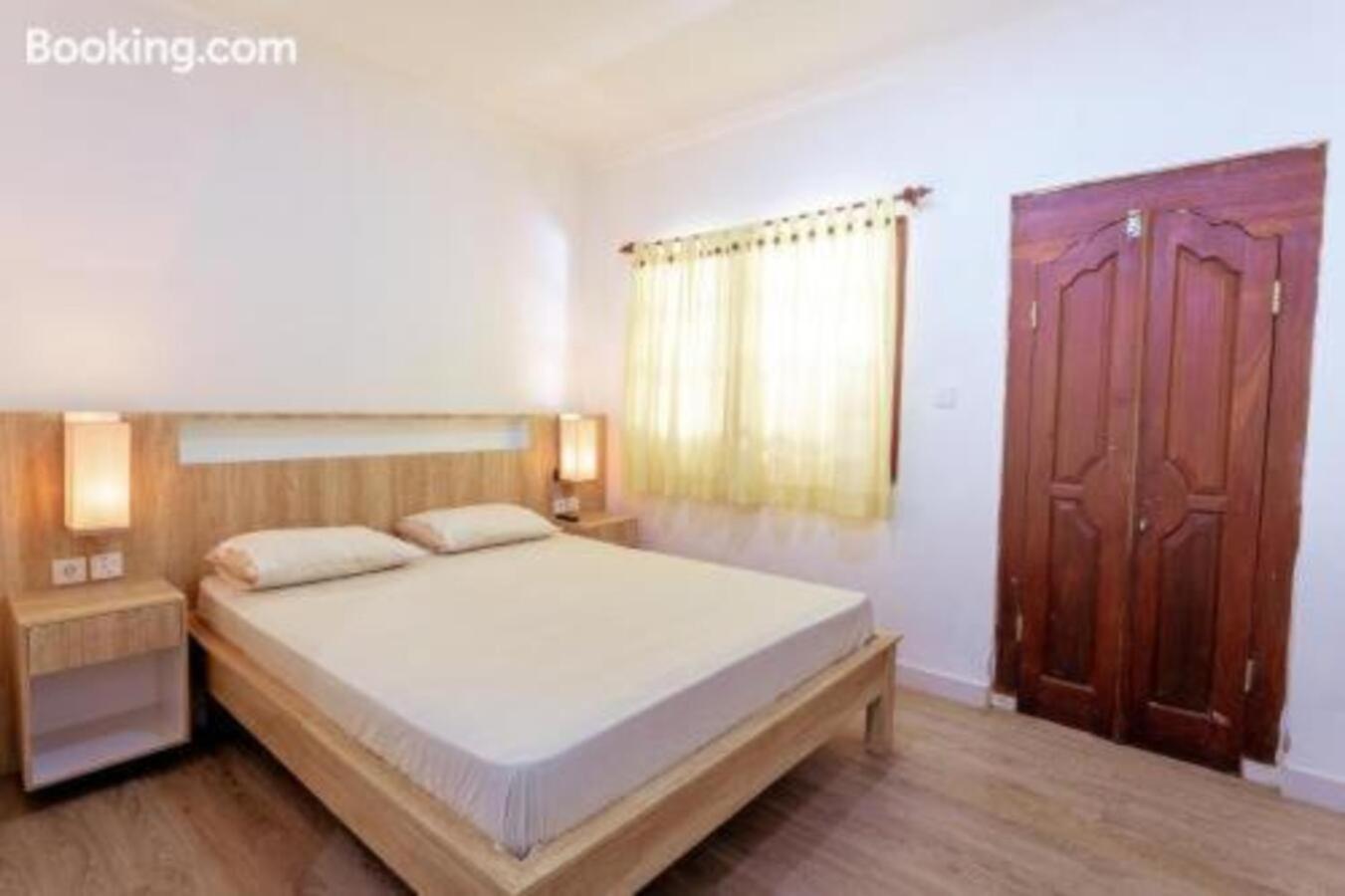 Segara Sadhu Inn Kuta By Ecommerceloka מראה חיצוני תמונה