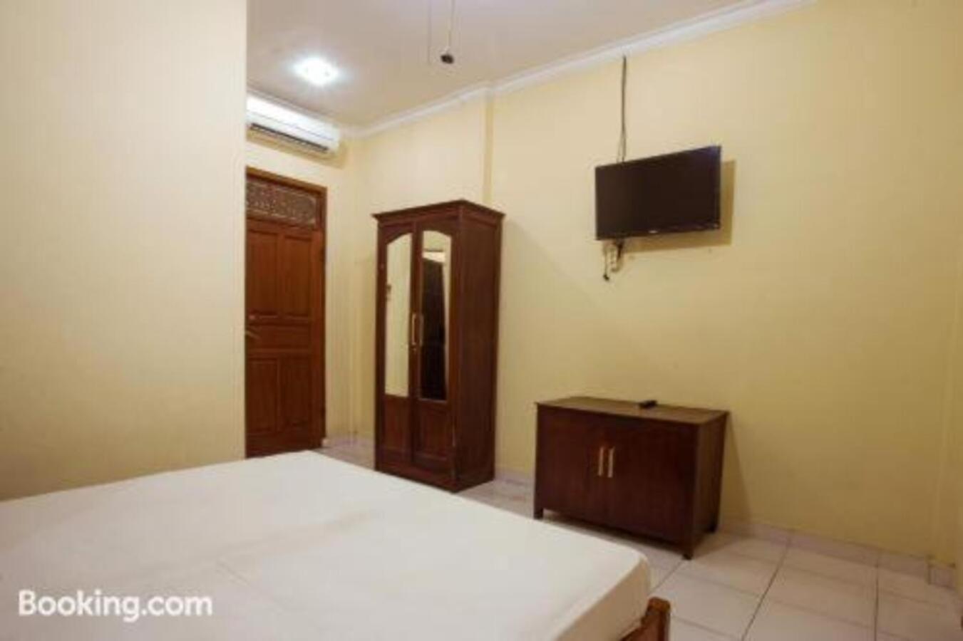 Segara Sadhu Inn Kuta By Ecommerceloka מראה חיצוני תמונה