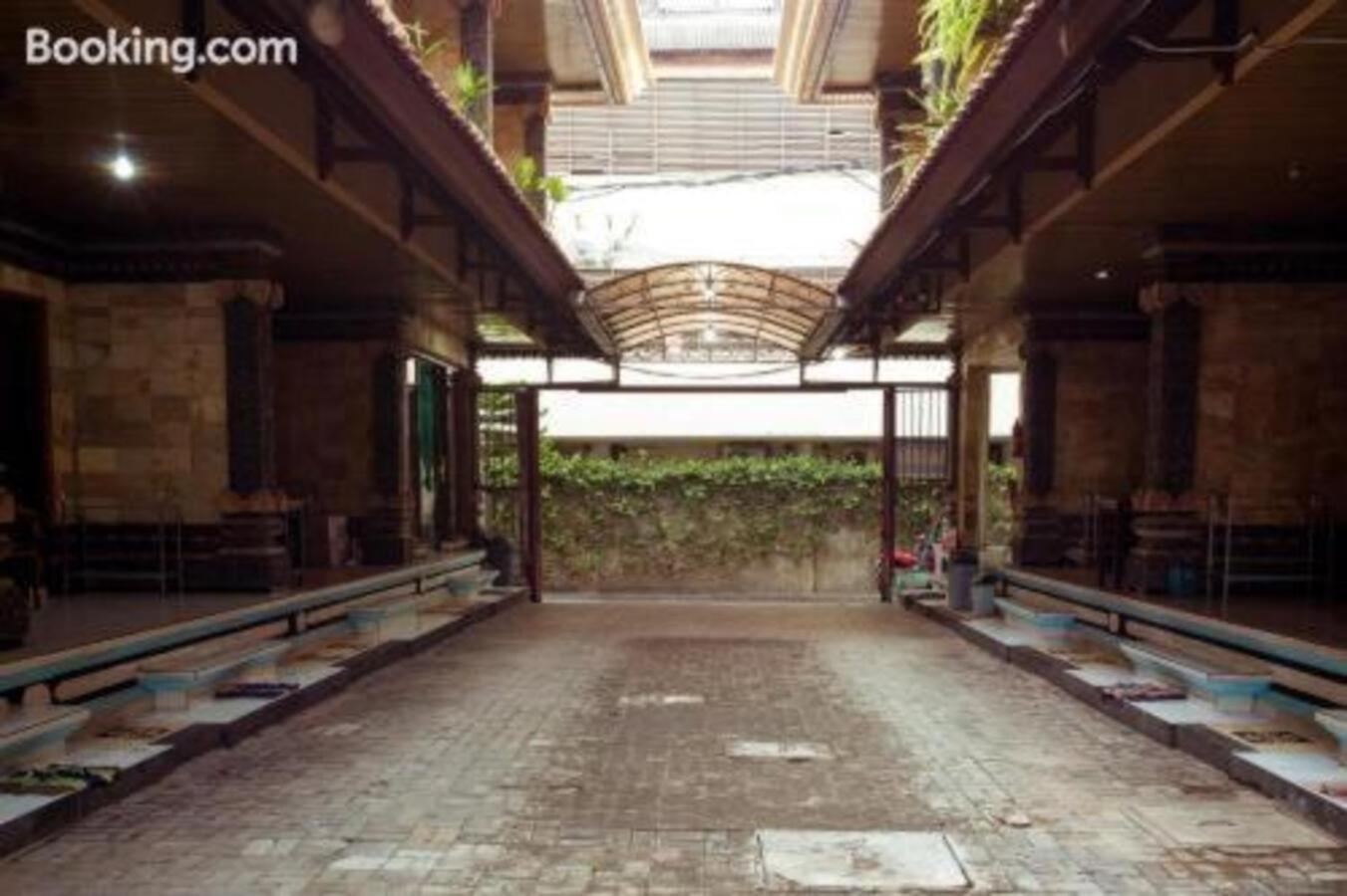 Segara Sadhu Inn Kuta By Ecommerceloka מראה חיצוני תמונה